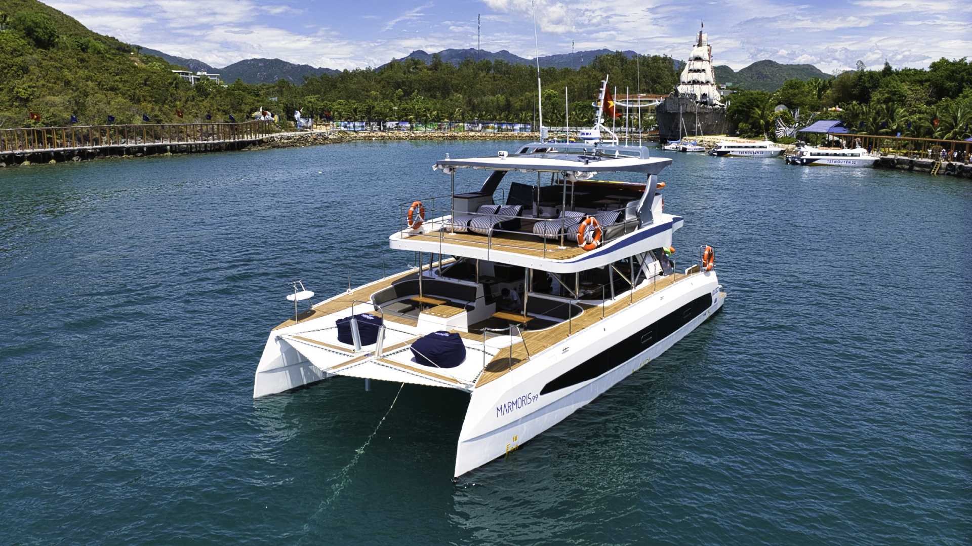 CRUISE SERVICE